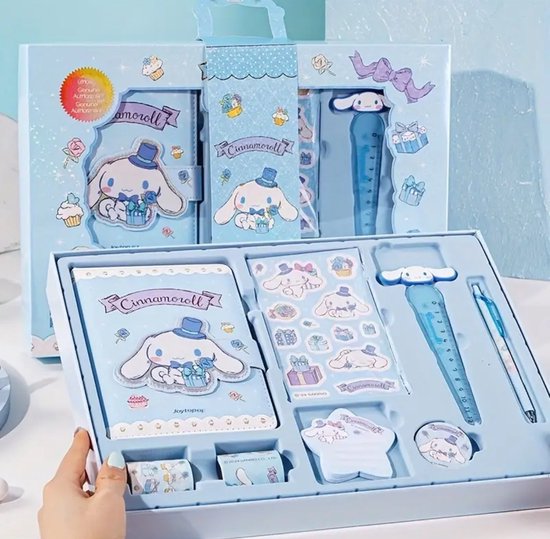 Sanrio - Cinnamoroll luxe schrijfset - notitieboek met magnetische sluiting - pen - stickers - cadeauset - geschenl- Kuromi - Hello Kitty - My Melody - PomPomPurin - Pochacco - cadeau - Kawaii