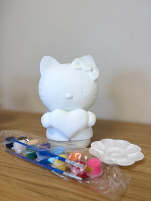 Hello Kitty met Hart 17cm Schilder Spaarpot